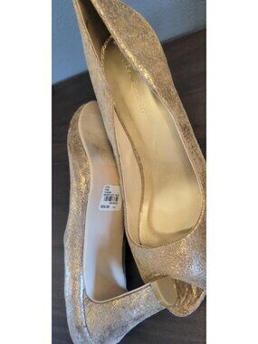 Shoes for women size 11